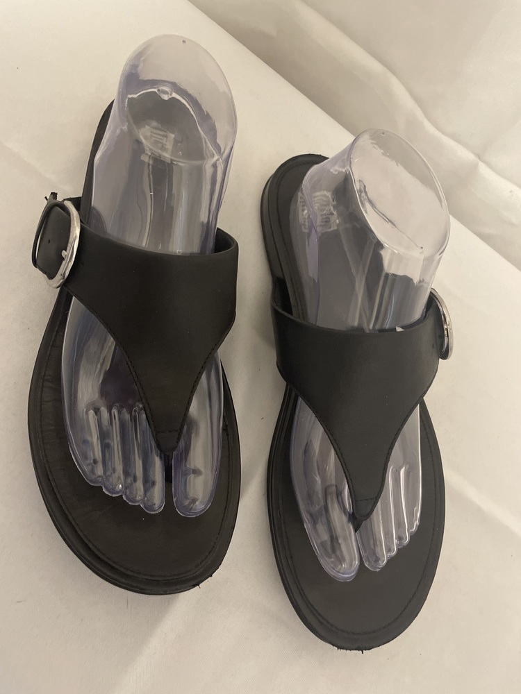 Fitflop Dynamicush Technology Black Silver Buckle Detail